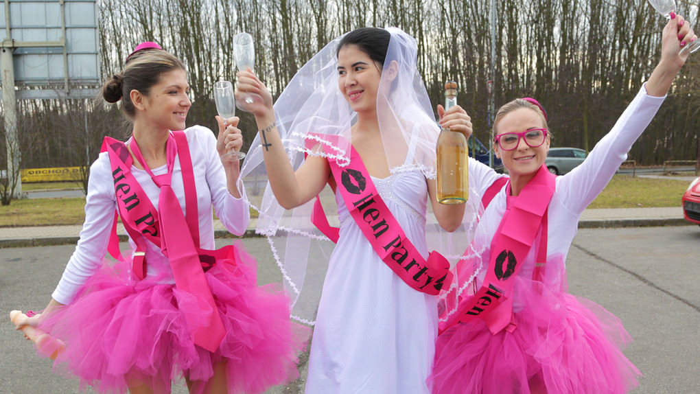 Lady Dee, Cristal Caitlin, Gina Gerson