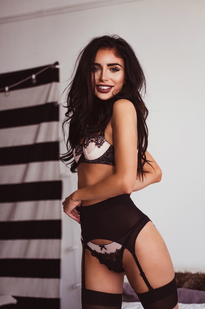 Naomi Woods